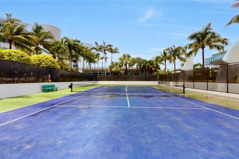 Condominio en alquiler en Aventura, Florida, 1 dormitorio, 112.78 m2 № 1962065 - foto 15