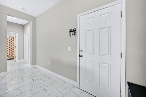 Casa en venta en Poinciana, Florida, 3 dormitorios, 145.67 m2 № 2197092 - foto 5