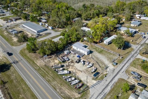 Propiedad comercial en venta en Weeki Wachee, Florida № 1608709 - foto 2