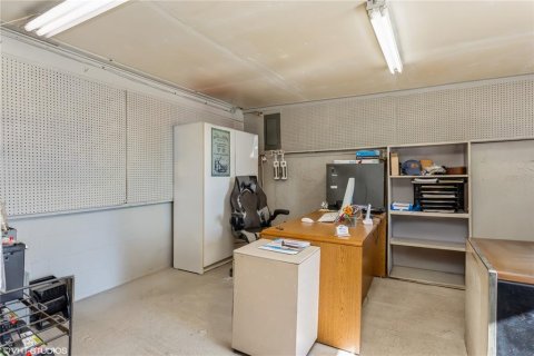 Propiedad comercial en venta en Weeki Wachee, Florida № 1608709 - foto 13