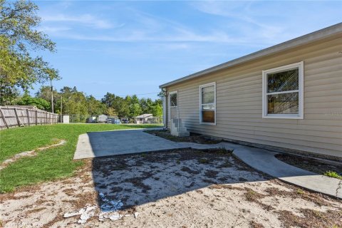 Propiedad comercial en venta en Weeki Wachee, Florida № 1608709 - foto 20