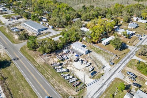 Propiedad comercial en venta en Weeki Wachee, Florida № 1608709 - foto 5