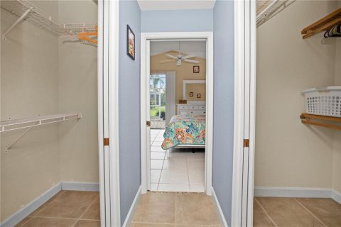 Townhouse in Punta Gorda, Florida 2 bedrooms, 174.38 sq.m. № 2198245 - photo 23