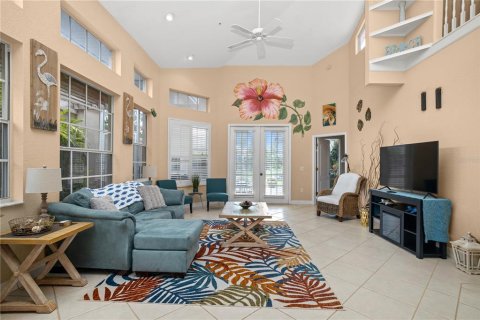 Townhouse in Punta Gorda, Florida 2 bedrooms, 174.38 sq.m. № 2198245 - photo 14