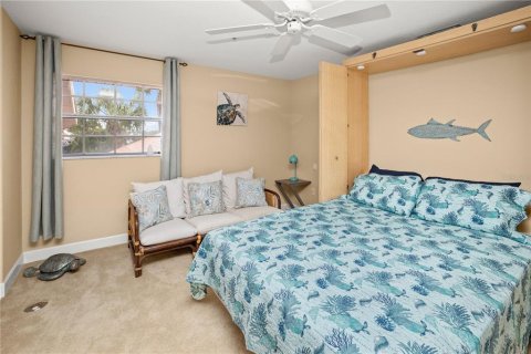 Townhouse in Punta Gorda, Florida 2 bedrooms, 174.38 sq.m. № 2198245 - photo 30