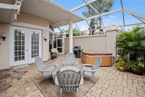 Townhouse in Punta Gorda, Florida 2 bedrooms, 174.38 sq.m. № 2198245 - photo 12