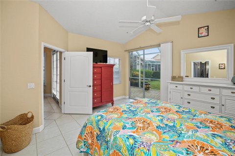Townhouse in Punta Gorda, Florida 2 bedrooms, 174.38 sq.m. № 2198245 - photo 21