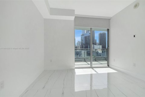 Condo in Miami, Florida, 2 bedrooms  № 1874355 - photo 18