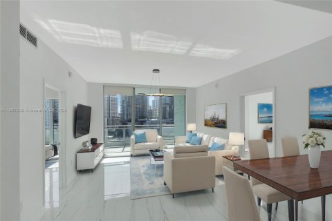 Condo in Miami, Florida, 2 bedrooms  № 1874355 - photo 4