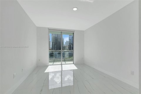 Condo in Miami, Florida, 2 bedrooms  № 1874355 - photo 22
