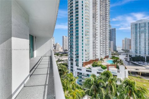 Condo in Miami, Florida, 2 bedrooms  № 1874355 - photo 30