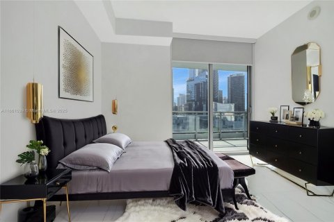 Condo in Miami, Florida, 2 bedrooms  № 1874355 - photo 3