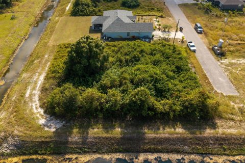 Купить земельный участок в Лихай-Эйкерс, Флорида № 1972675 - фото 7