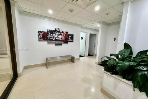 Copropriété à louer à Miami Beach, Floride: 2 chambres, 78.78 m2 № 2084553 - photo 12