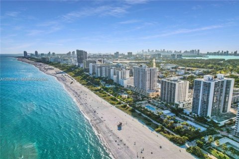 Copropriété à louer à Miami Beach, Floride: 2 chambres, 78.78 m2 № 2084553 - photo 17