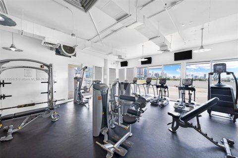 Condo in Miami, Florida, 2 bedrooms  № 1948195 - photo 26
