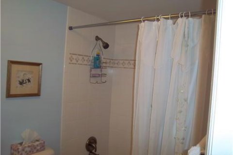 Купить кондоминиум в Дирфилд-Бич, Флорида 4 комнаты, 95.13м2, № 2176689 - фото 11