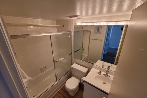Снять в аренду кондоминиум в Брейдентон, Флорида 2 спальни, 116.69м2, № 2202636 - фото 24