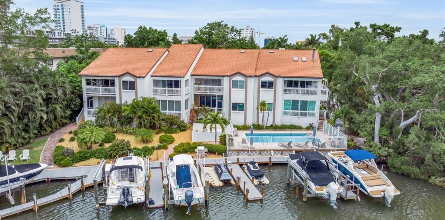 Condo à Sarasota, Floride, 3 chambres  № 2418360