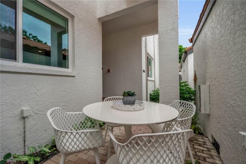 Copropriété à vendre à Sarasota, Floride: 3 chambres, 126.53 m2 № 2418360 - photo 7