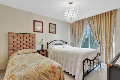 Condominio en venta en Pompano Beach, Florida, 2 dormitorios, 126.53 m2 № 2172158 - foto 21