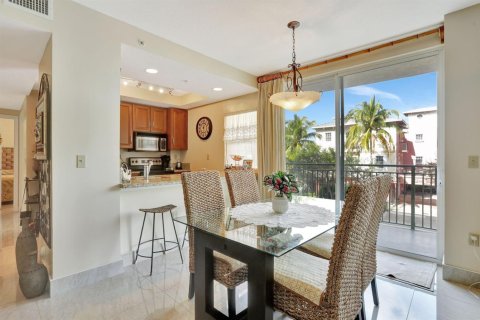 Condominio en venta en Pompano Beach, Florida, 2 dormitorios, 126.53 m2 № 2172158 - foto 10