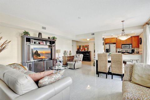Condominio en venta en Pompano Beach, Florida, 2 dormitorios, 126.53 m2 № 2172158 - foto 7