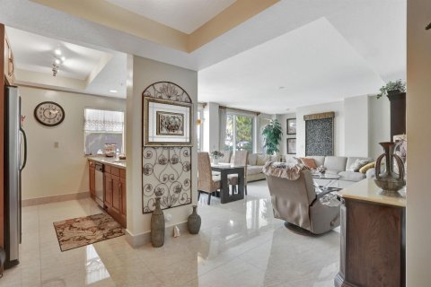Condominio en venta en Pompano Beach, Florida, 2 dormitorios, 126.53 m2 № 2172158 - foto 8