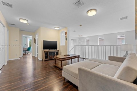 House in Weston, Florida 5 bedrooms, 292.08 sq.m. № 1712622 - photo 23