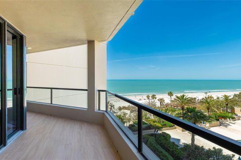 Copropriété à vendre à Longboat Key, Floride: 2 chambres, 169.73 m2 № 1590047 - photo 24