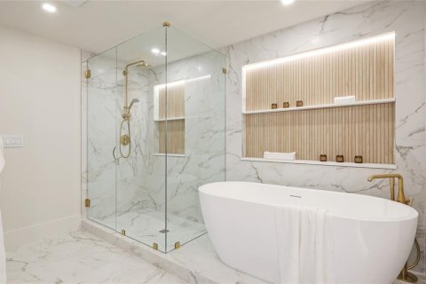 Copropriété à vendre à Longboat Key, Floride: 2 chambres, 169.73 m2 № 1590047 - photo 14