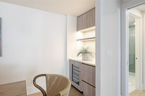 Copropriété à vendre à Longboat Key, Floride: 2 chambres, 169.73 m2 № 1590047 - photo 7