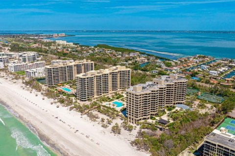 Copropriété à vendre à Longboat Key, Floride: 2 chambres, 169.73 m2 № 1590047 - photo 30