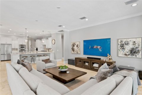 House in Tampa, Florida 4 bedrooms, 368.08 sq.m. № 1849359 - photo 21