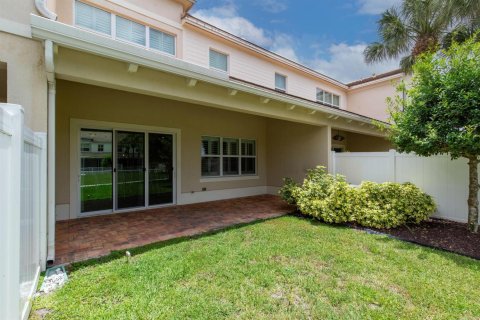 Touwnhouse à vendre à Royal Palm Beach, Floride: 3 chambres, 206.43 m2 № 2084216 - photo 27
