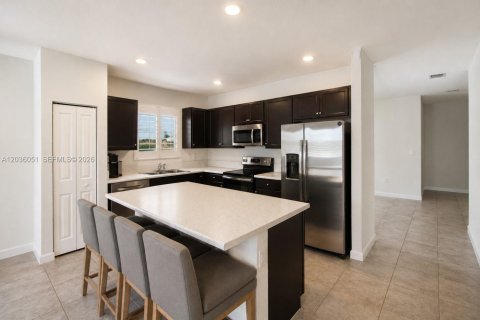 House in Homestead, Florida 4 bedrooms, 206.99 sq.m. № 2173629 - photo 26