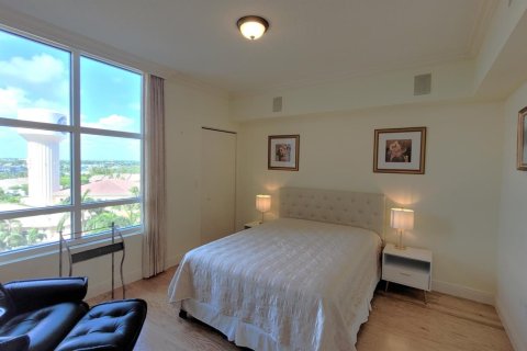 Condo in Highland Beach, Florida, 3 bedrooms  № 2158295 - photo 23