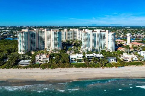 Condo in Highland Beach, Florida, 3 bedrooms  № 2158295