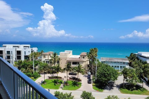 Condo in Highland Beach, Florida, 3 bedrooms  № 2158295 - photo 2