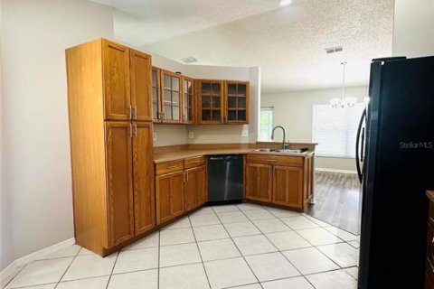 Casa en alquiler en Clermont, Florida, 4 dormitorios, 126.16 m2 № 1908511 - foto 6