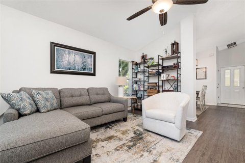 House in Leesburg, Florida 2 bedrooms, 112.78 sq.m. № 1854539 - photo 8
