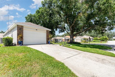 House in Leesburg, Florida 2 bedrooms, 112.78 sq.m. № 1854539 - photo 3