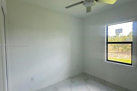 House in Lehigh Acres, Florida 3 bedrooms № 1700728 - photo 30