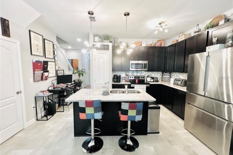Купить таунхаус в Винтер-Парк, Флорида 6 комнат, 130.62м2, № 1771205 - фото 8
