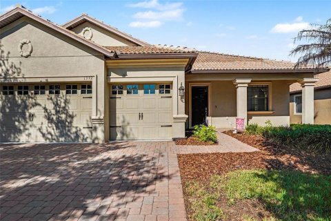 House in Davenport, Florida 4 bedrooms, 221.2 sq.m. № 2094305