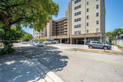 Condominio en venta en Hollywood, Florida, 2 dormitorios, 123.75 m2 № 1772349 - foto 19