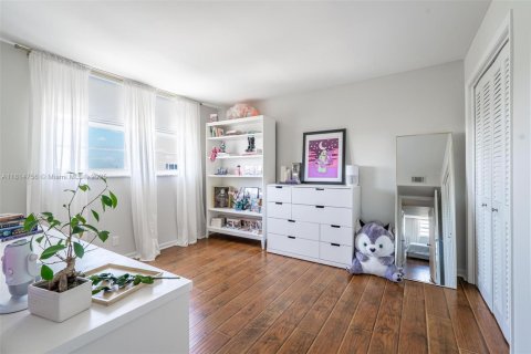 Condominio en venta en Hollywood, Florida, 2 dormitorios, 123.75 m2 № 1772349 - foto 5