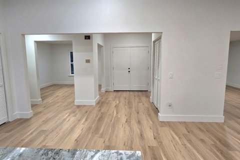 Купить виллу или дом в Делтона, Флорида 9 комнат, 180.79м2, № 2208052 - фото 14