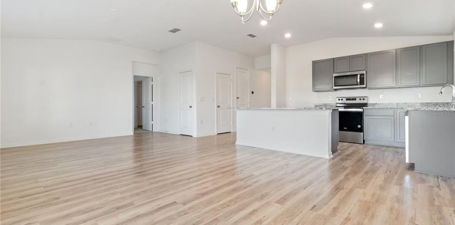 Casa en Winter Haven, Florida 4 dormitorios, 157.56 m2 № 1900969