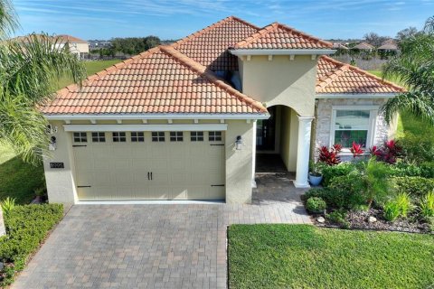 House in Davenport, Florida 4 bedrooms, 210.8 sq.m. № 2239361